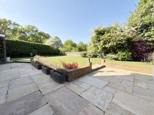 Photo 19- click for photo gallery